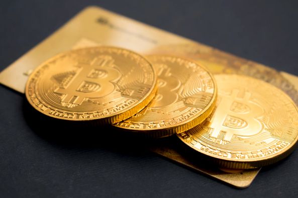 黃金近期為什么會瘋漲？